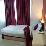 D&D Guest House&Cafe Syariah