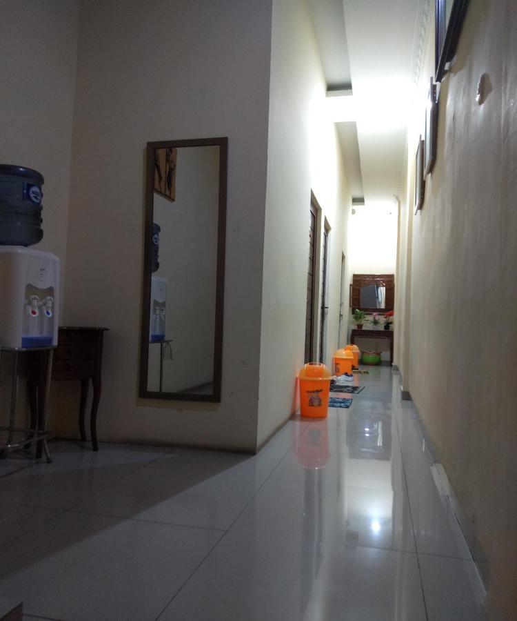 D&d Guest House&cafe Syariah Hotel